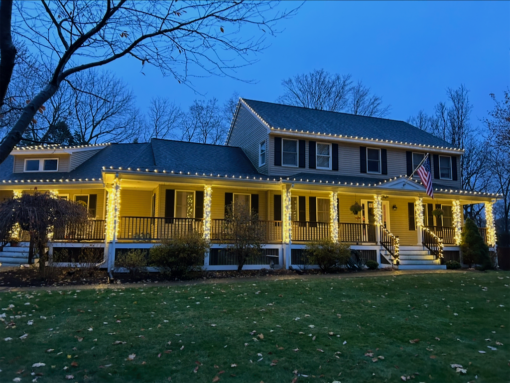 Holiday lights installation 3